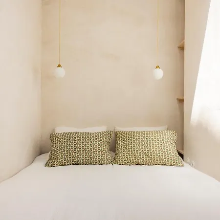 Loft Calme Et Design Vieux-port Apartment