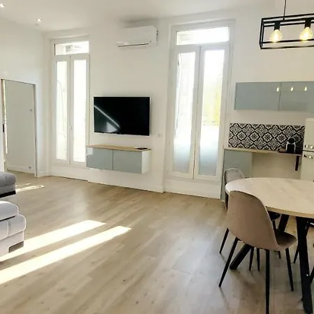La Joliette Apartament *