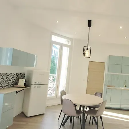 Apartament La Joliette Marsylia