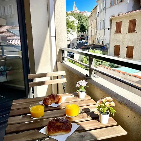 Unique Proche Vieux Port, Et Centre Avec Parking Prive Apartment