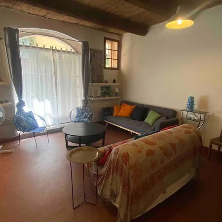 Chez Serge Apartment *