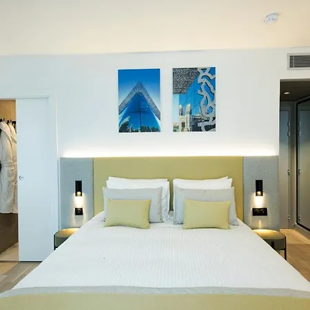 Crowne Plaza - Le Dome