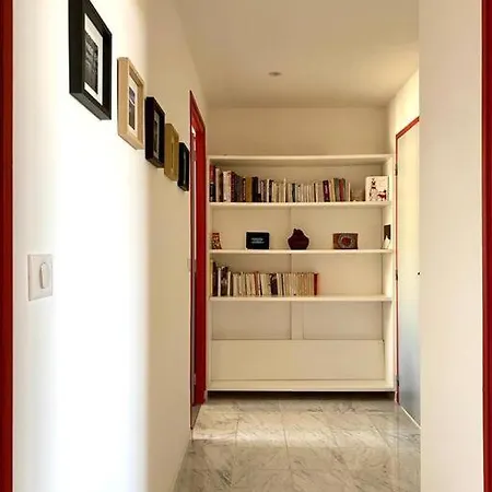 3 Bedroom With Beautiful View Old Port Apartment *