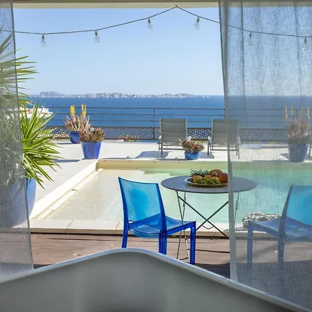 Les 2 Vue Piscine *