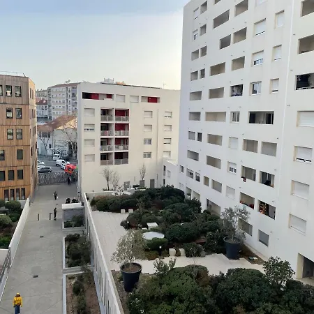 Apartment Chez Catherine Tres Beau Equipe Et Proche Des Transports Marseille