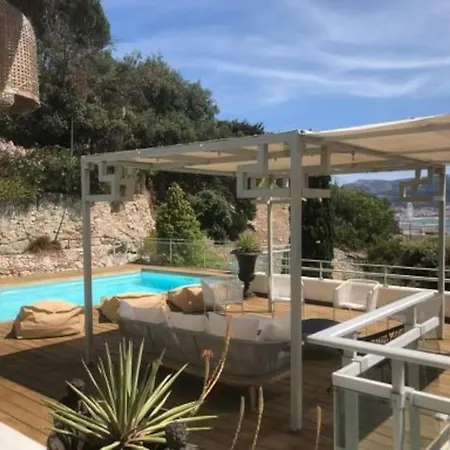 Villa Kennedy