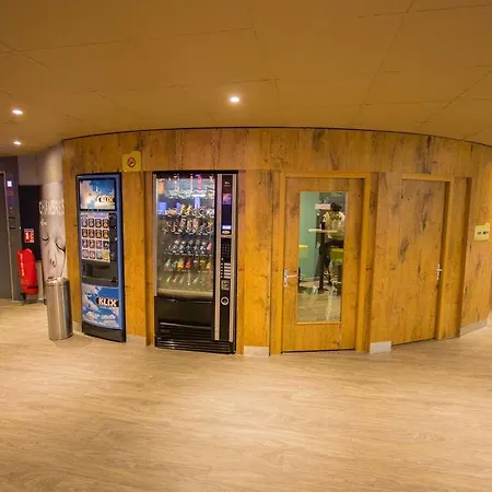 Ibis Budget Vieux Port Hotel