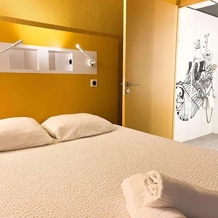 Ibis Budget Vieux Port 2*