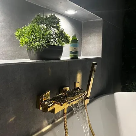 Apartment Romantique Cours Lieutaud *