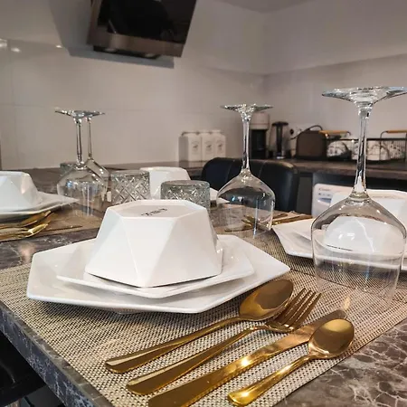 Apartment Romantique Cours Lieutaud Marseille