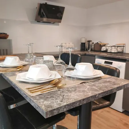 Apartment Romantique Cours Lieutaud *