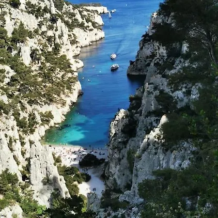 Calanques Prado Stade Et Parking *