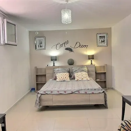 Holiday home Villa Avec Piscine Et 3 Logements Ideale Groupe
