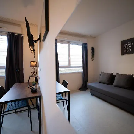 Apartment Equipe Wifi A 6 Min St Charles *