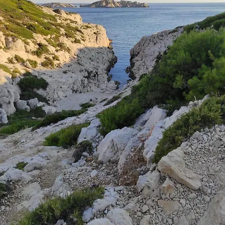 Chill Out Cabanon Coeur Calanques * Marseille