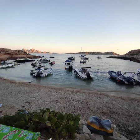 Chill Out Cabanon Coeur Calanques Chalet