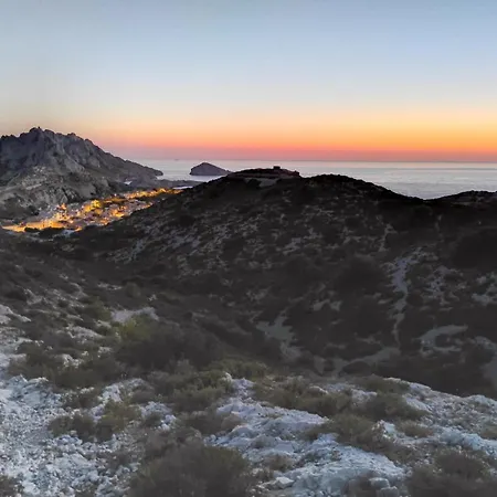 Chill Out Cabanon Coeur Calanques