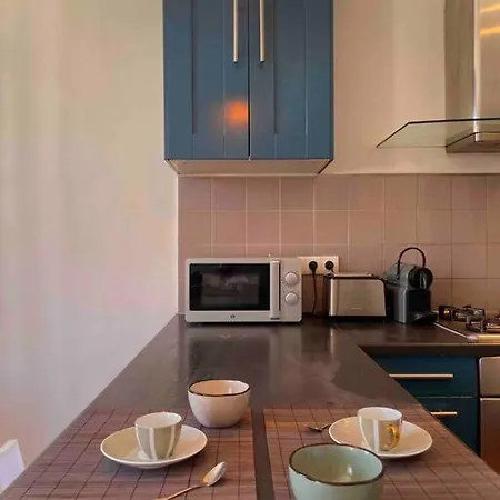 Apartment Mai Homes - L'artiste Marseille
