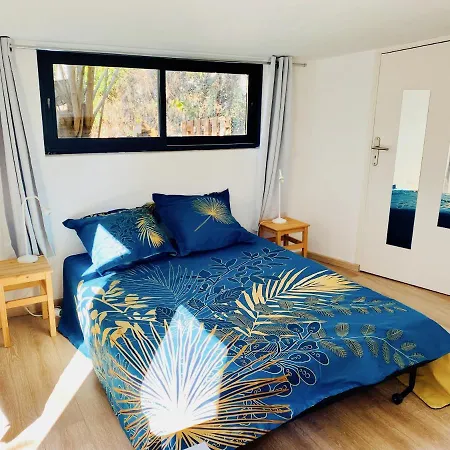 Le Cabanon De Manon - Guest house