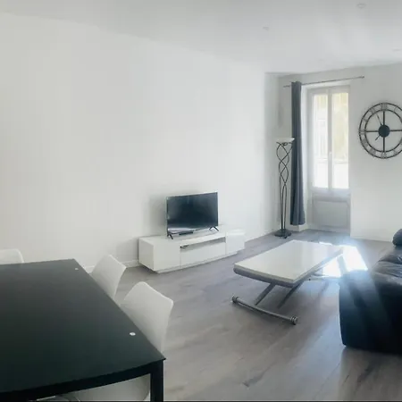 Grand T2 Au Coeur De Apartment *