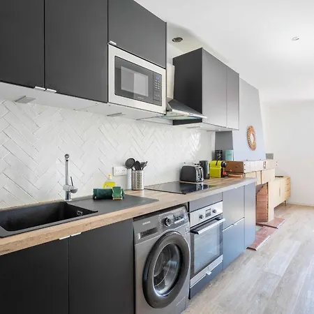 Charming Notre Dame Du Mont Apartment