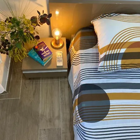 Chic Des Catalans Apartment