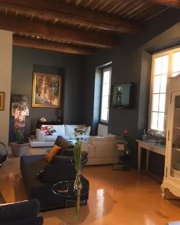 Les Arcenaulx De Marianne Homestay *