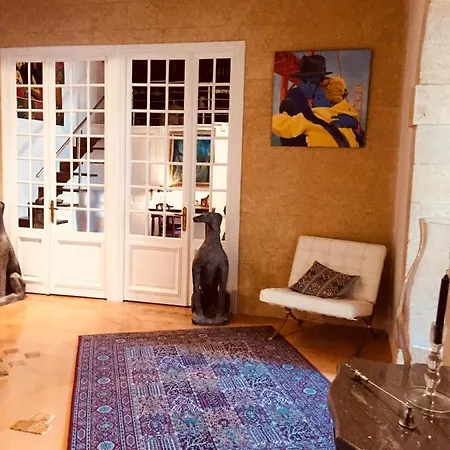 Homestay Les Arcenaulx De Marianne *