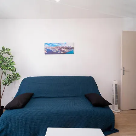 Equipe A 5 Min De La Gare St Charles Apartment