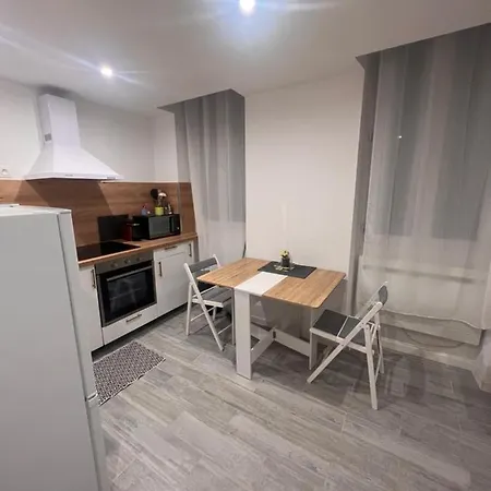 Apartment 2prs Equipe Et Neuf Marseille