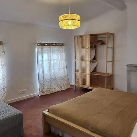 Au Coeur De Marseille, Le Stassi