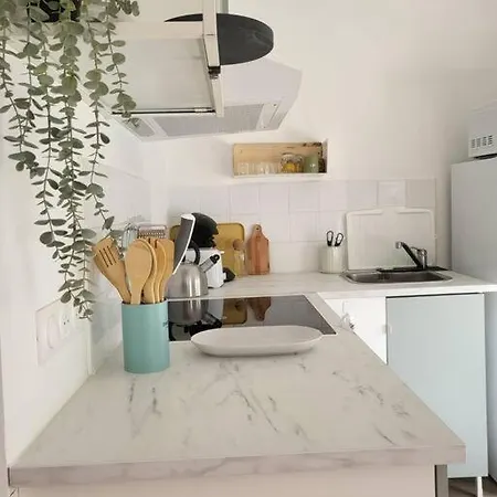 Au Coeur De Marseille, Le Stassi