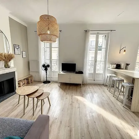Apartment Place - Lumineux Au Coeur De La Joliette