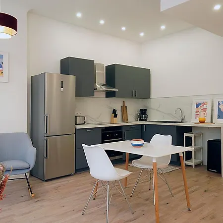 Beautiful Cocoon 54 M For 4 Near The Old Port * Marseille