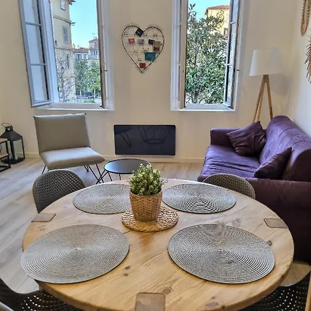 T2 40m2 Renove Au Coeur Du Panier Vieux Port