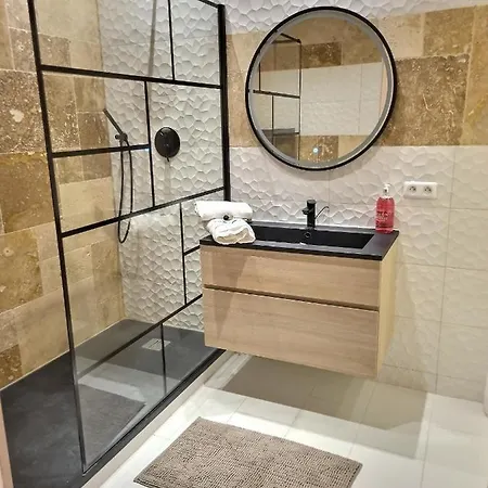 T2 40m2 Renove Au Coeur Du Panier Vieux Port