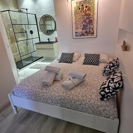 T2 40m2 Renove Au Coeur Du Panier Vieux Port