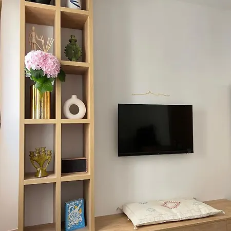 Apartment Proche Du Vieux-port, Avec Balcon