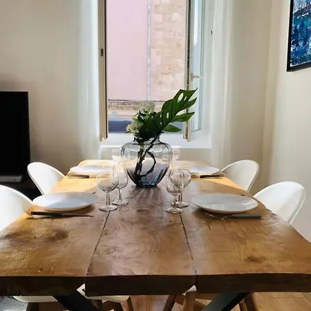 Apartment 60m2 Au Coeur Du Vieux Port *
