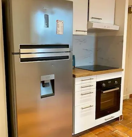 Apartment Centre Ville, Vieux Port 65m2