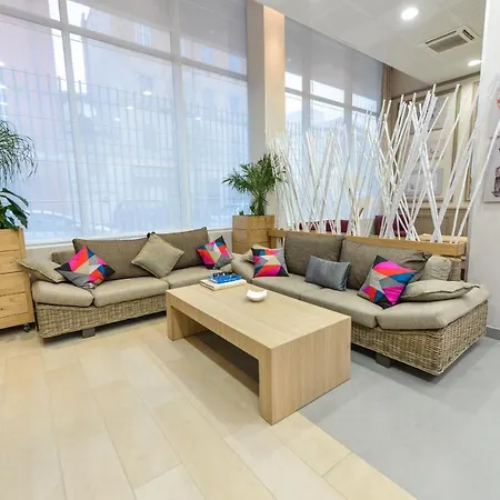 Apartment De