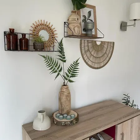 Apartment De *