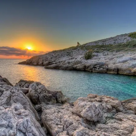 La Petite Calanque *