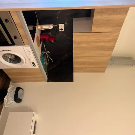 Apartment 16e