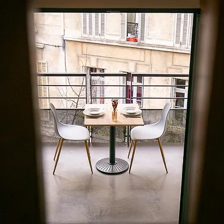 Superbe Loft Entre La Gare Et Vieux Port Apartment