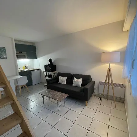 Chez Vitta - Duplex Proche Hopitaux Universitaires De La Timone Conception Apartment