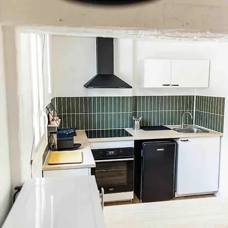 2 Pieces Climatise Centre Apartment