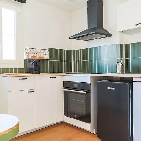 Apartment 2 Pieces Climatise Centre *