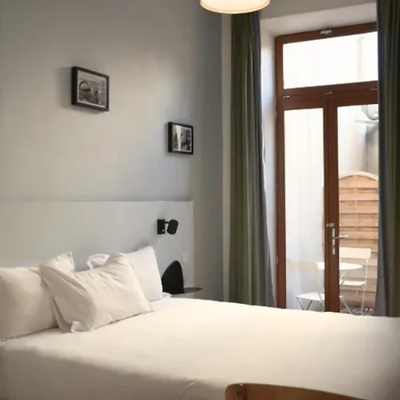 Saint Louis - Vieux Port 3*