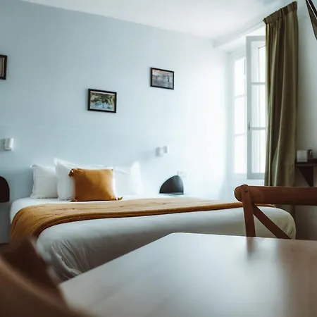 Hotel Saint Louis - Vieux Port 3*